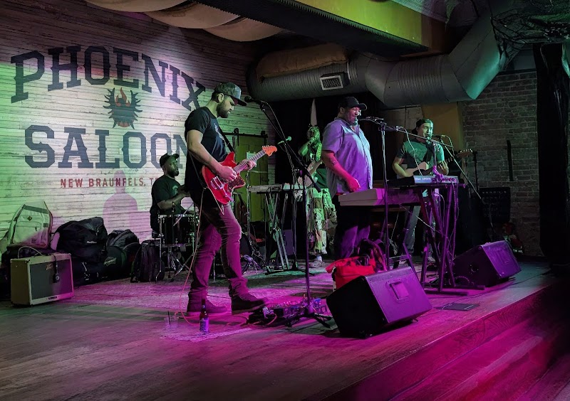 Phoenix Saloon photo 4