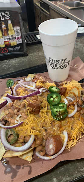 The Rusty Bucket BBQ and Tavern photo 2