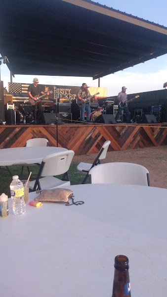 The Rusty Bucket BBQ and Tavern photo 5