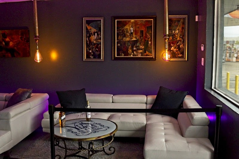 Yo Love & Cole Cigar Lounge photo 2