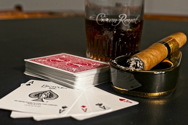 Yo Love & Cole Cigar Lounge photo 4