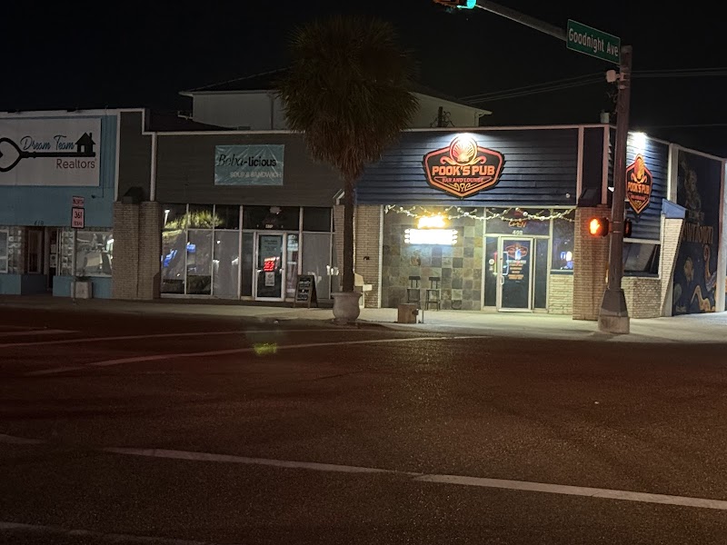 Pook's Pub photo 3