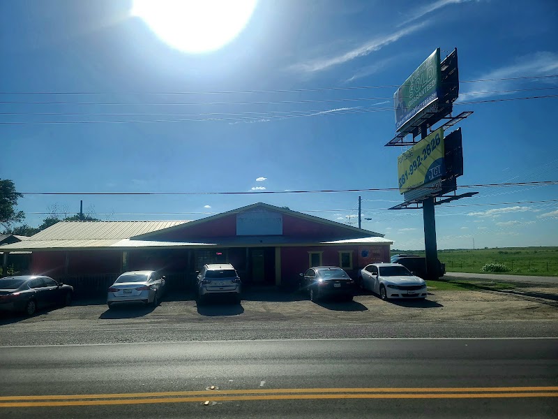Full Moon Saloon photo 4