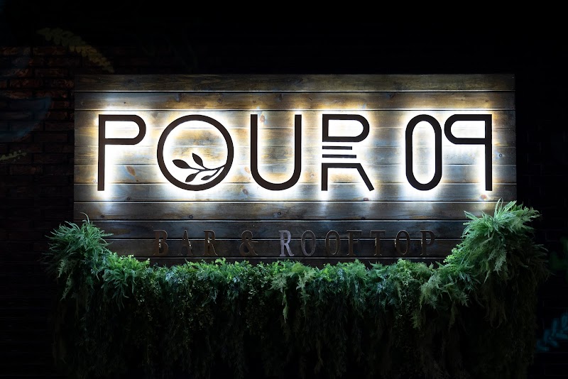 Pour09 Bar & Rooftop photo 3