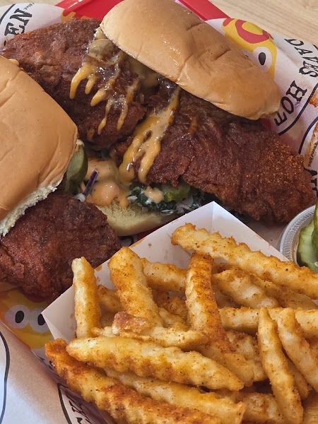 Dave's Hot Chicken photo 4
