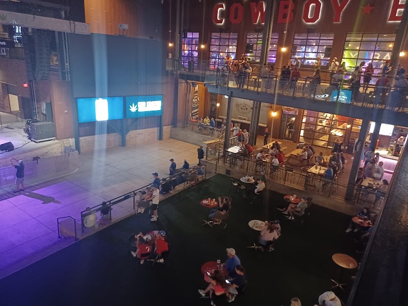 PBR Texas: A Coors Banquet Bar photo 5