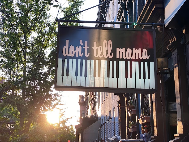 Don't Tell Mama photo 3