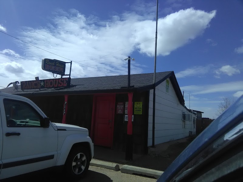 Ranch House photo 2