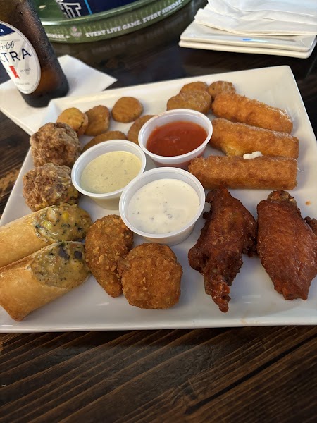 Man Kind Sports Bar photo 5