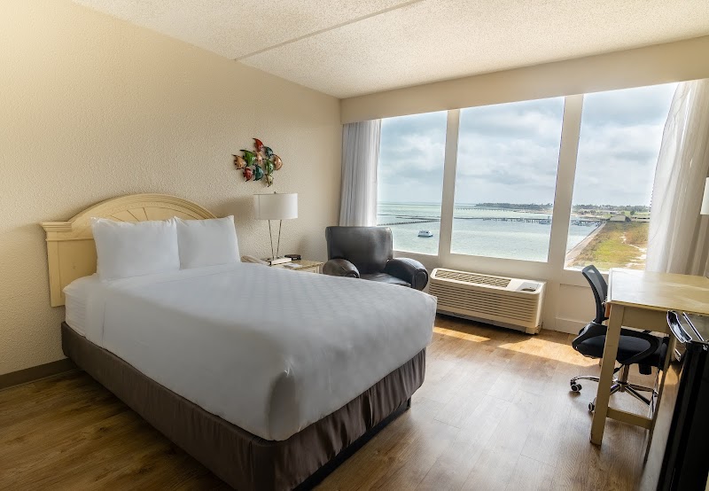 Emerald Beach Hotel Corpus Christi, TX photo 2