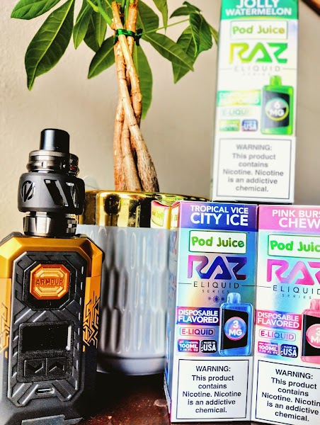Trinity Vapor Lounge - 6th St photo 3
