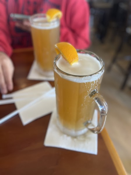 Hooters photo 5