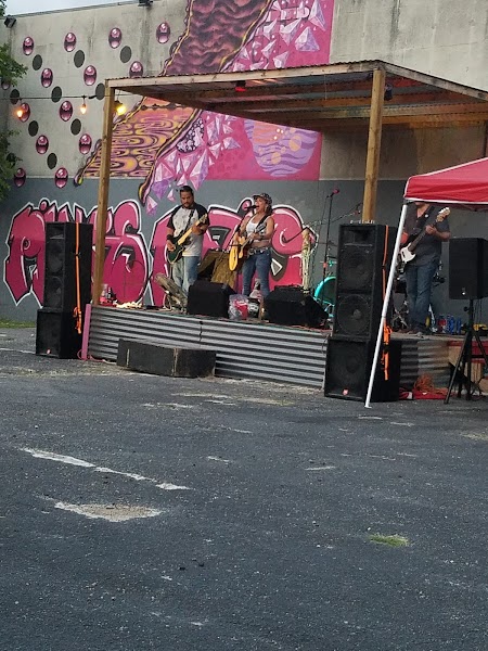 Social Spot photo 5