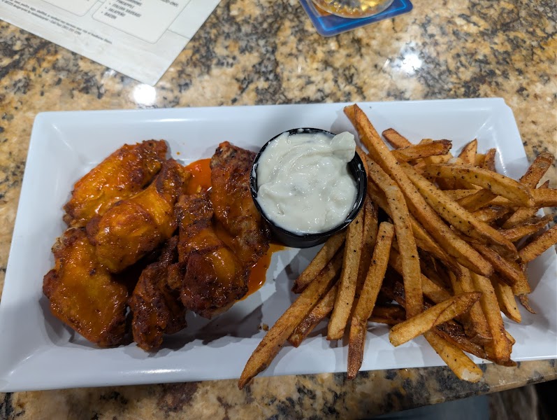 Texas Pride Sports Bar and Grill photo 5