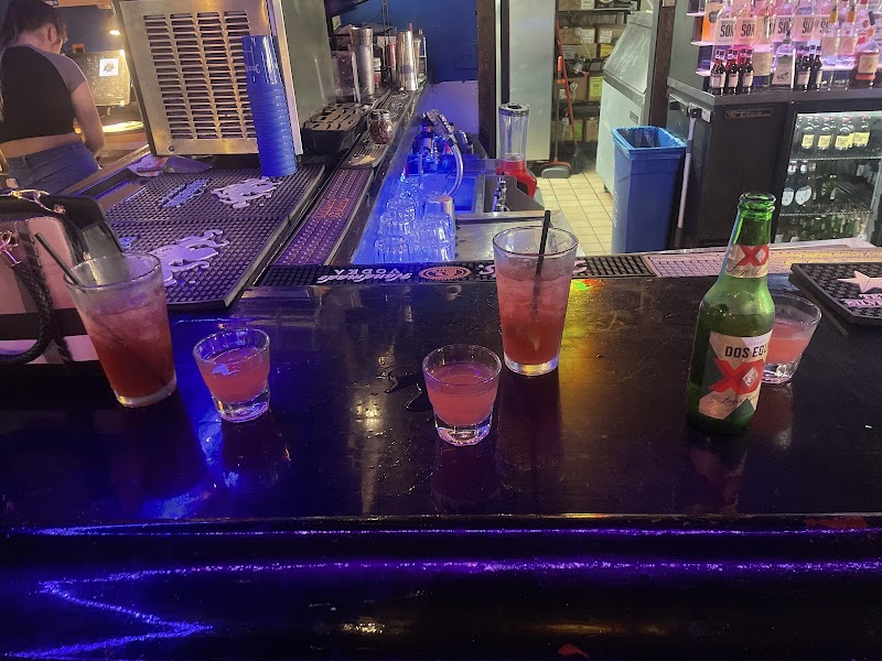 Rack & Tap Sports Bar & Grill photo 5