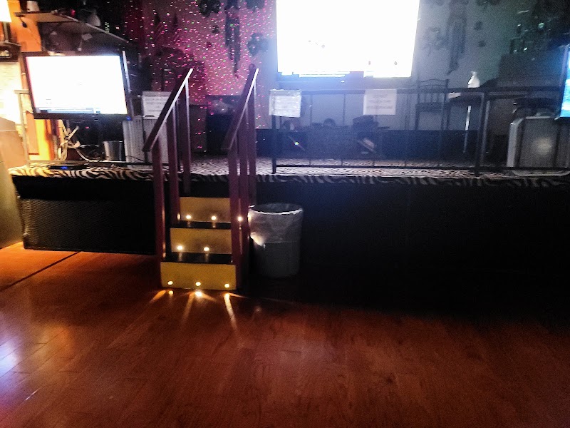 Barton St. Pub photo 5
