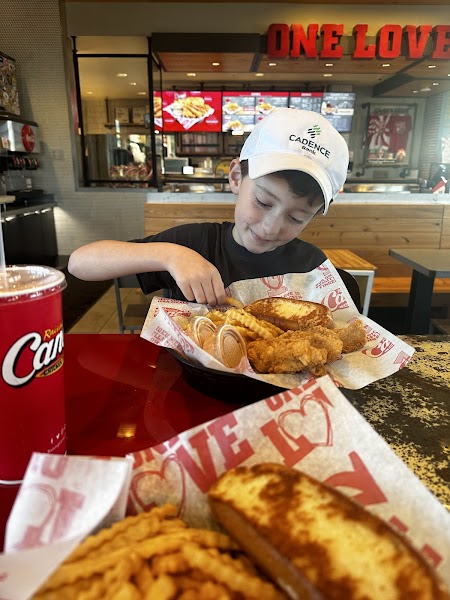 Raising Cane's Chicken Fingers photo 3