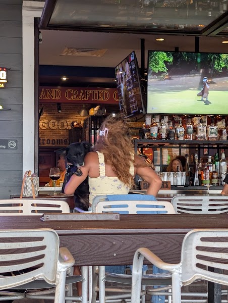 Brick House Tavern + Tap photo 5