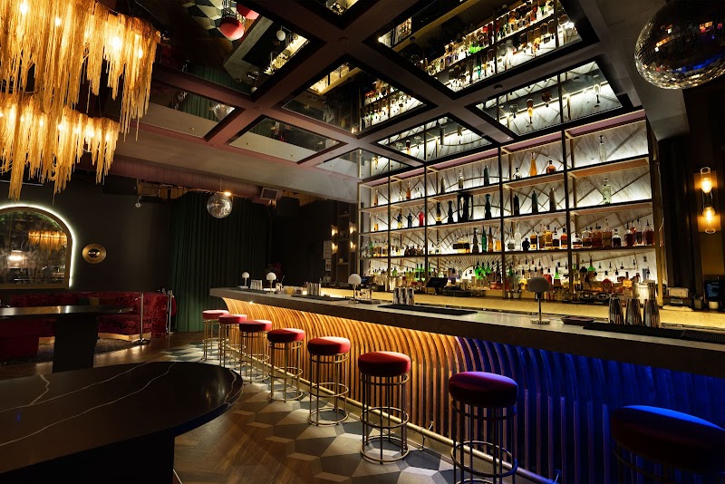 PM Lounge photo 2