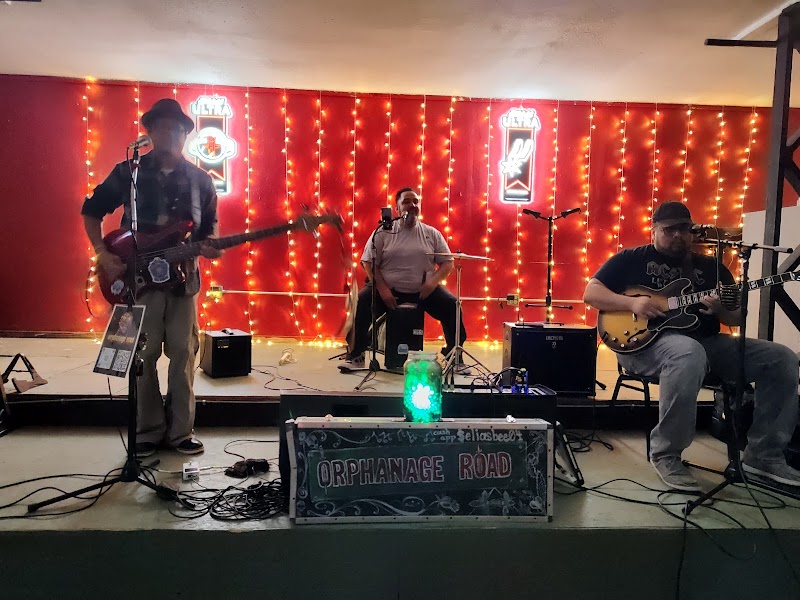 SLEEPWALKERS BAR