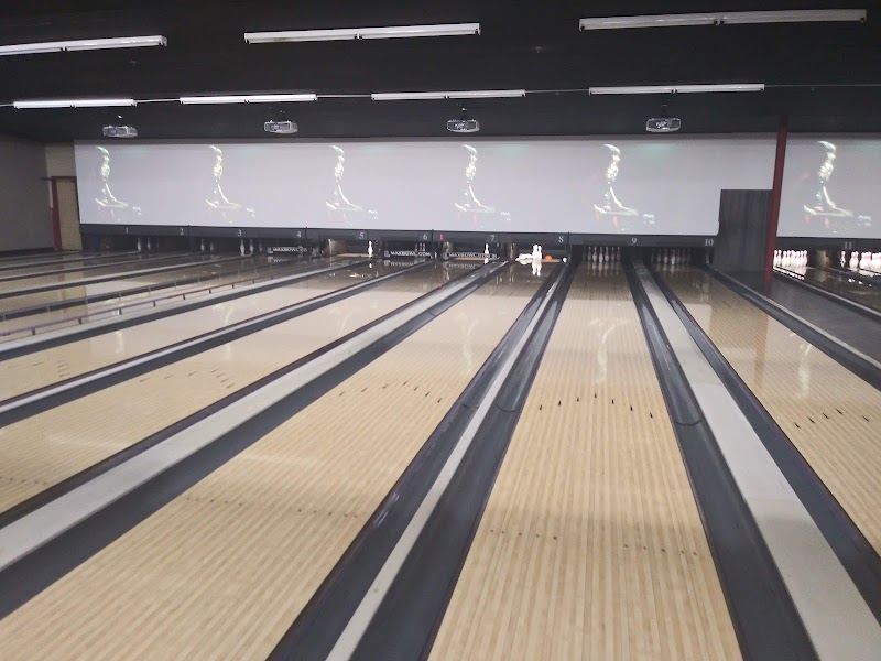 Max Bowl - Baytown photo 2