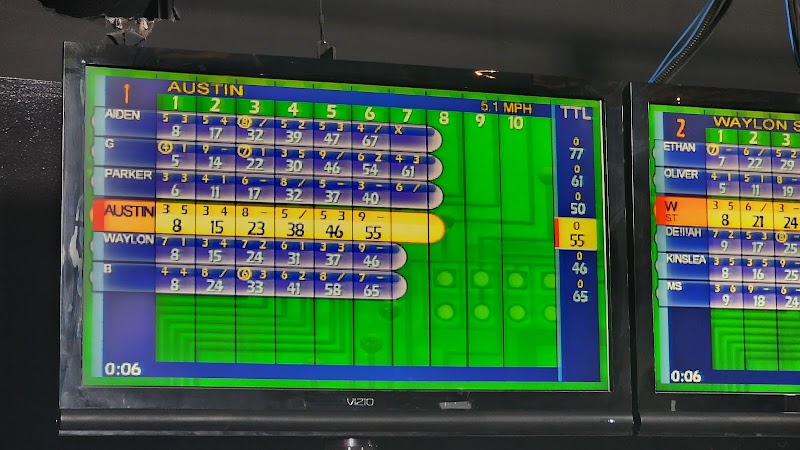 Max Bowl - Baytown photo 4