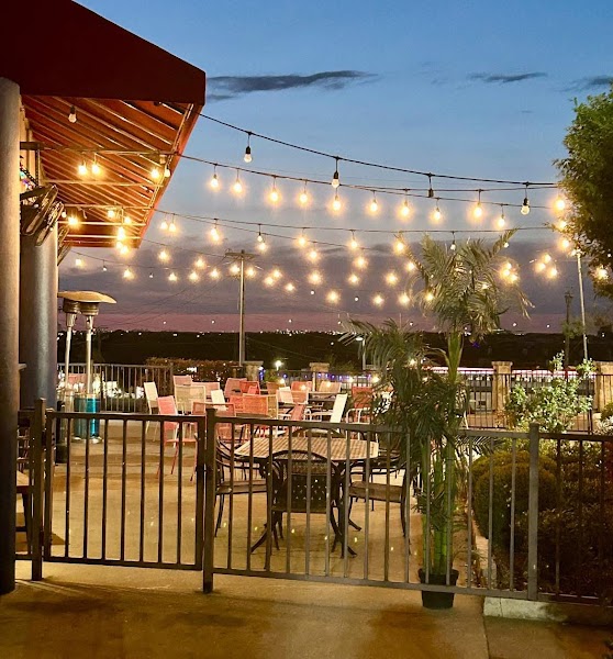 RZ Sports Bar and Grill photo 4