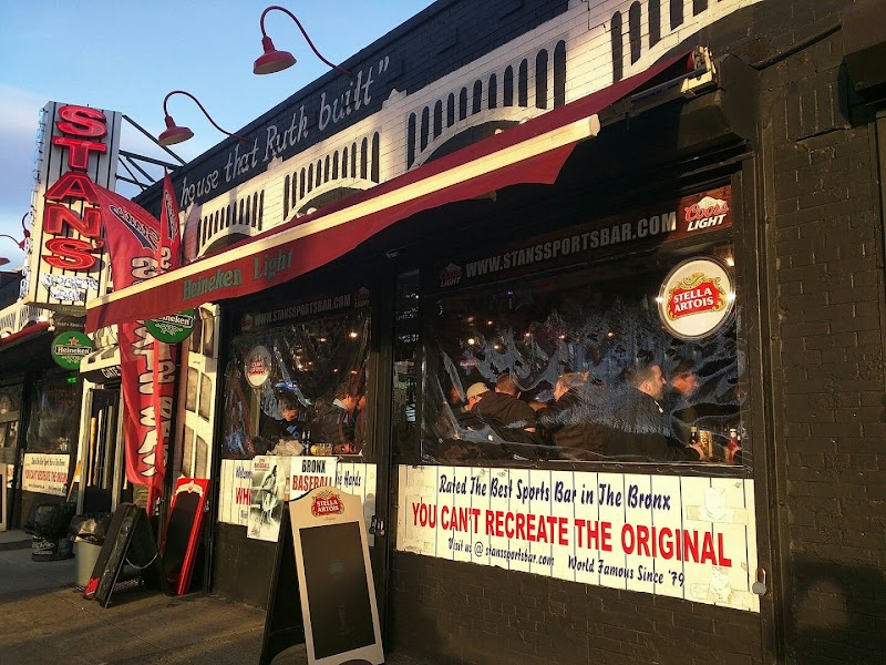 Stan's Sports Bar