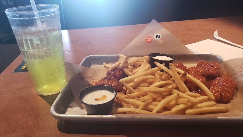 Buffalo Wild Wings photo 4