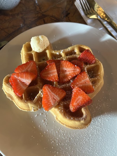 Southern Roots Blooms Bubbly & Brunch photo 5