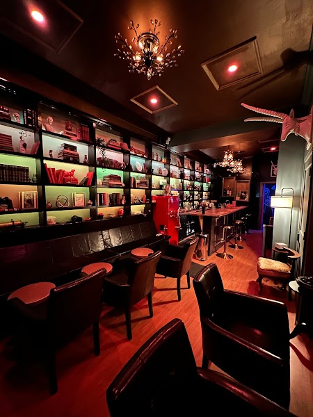 Upstairs Cocktail Bar