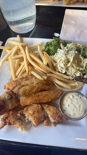 The Point Bar & Grill photo 3