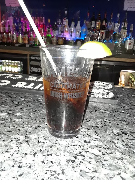 The SportsZone Bar and Grill photo 5