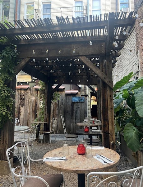Mominette Bistro photo 5