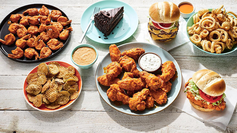 Hooters photo 4