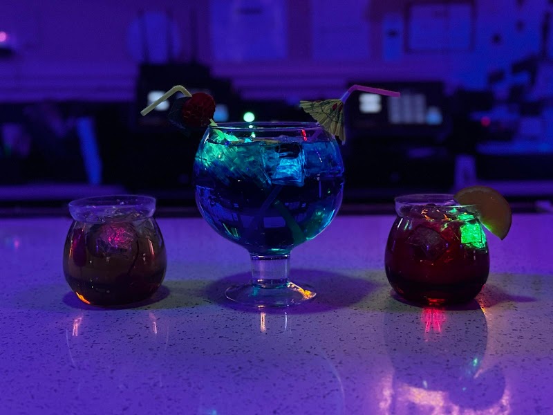 Epic Lounge photo 2