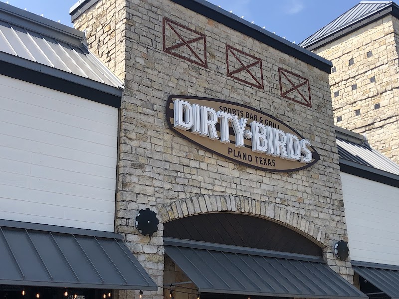 Dirty Birds Sports Bar & Grill photo 3