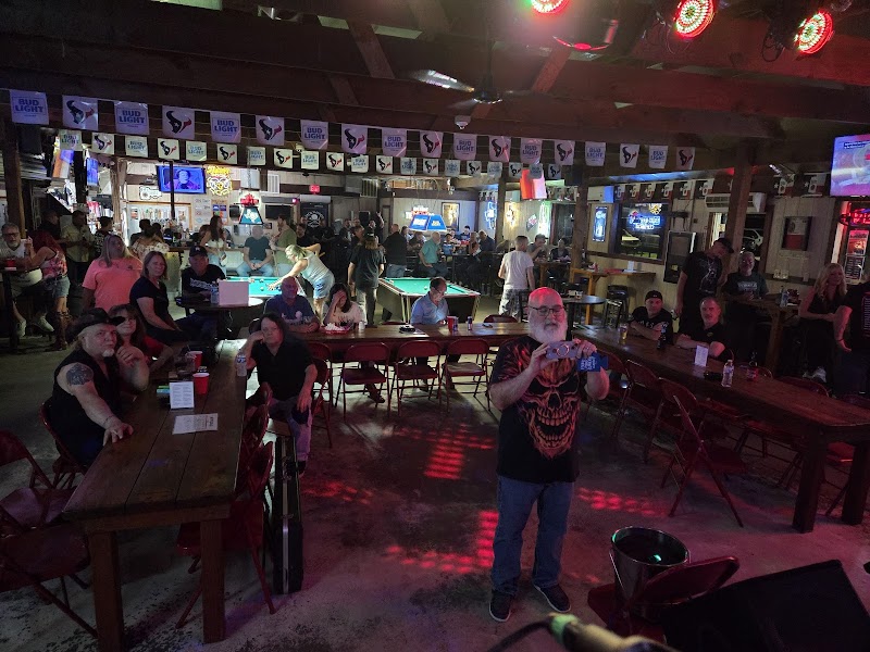 Backwoods Saloon photo 4