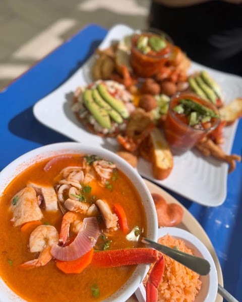 Mariscos Muelle 77 photo 4