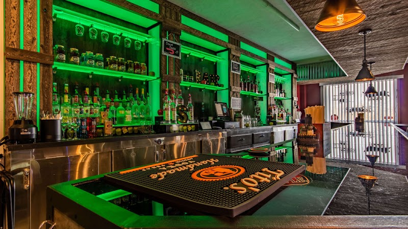 Bad Apple Saloon LLC