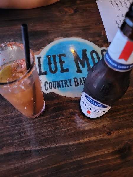 Blue Moon Country Bar & Patio photo 4