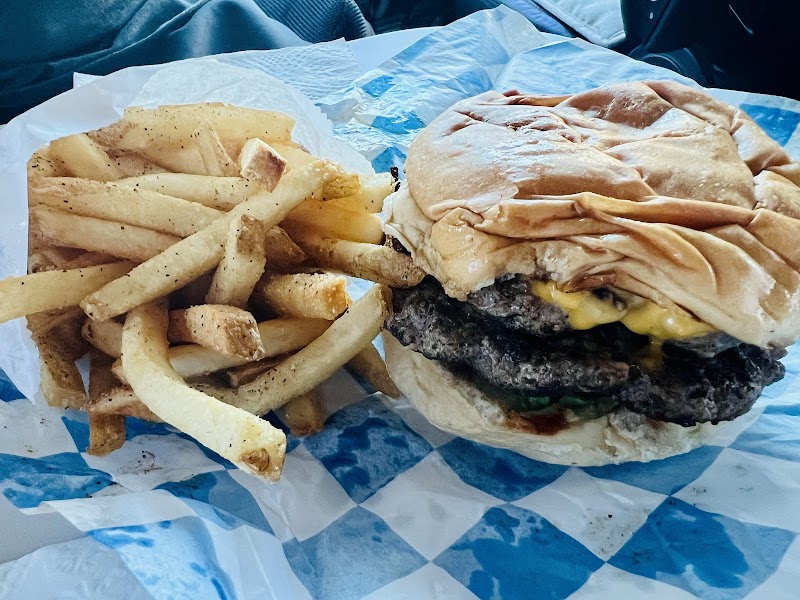 Shark Beach Burgers photo 3