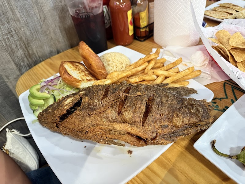 El Viejon Seafood & Bar photo 3