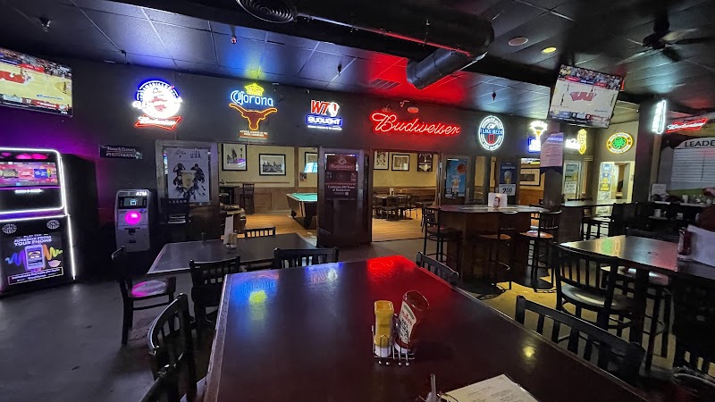 Mulligans Sports Pub photo 4