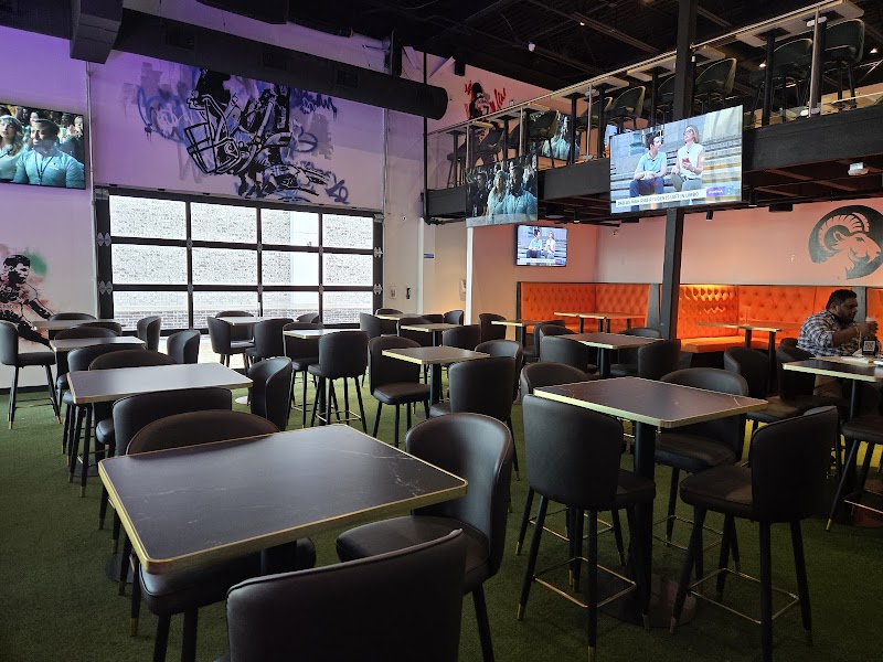 GOATs Arena Sports Bar & Grill photo 4