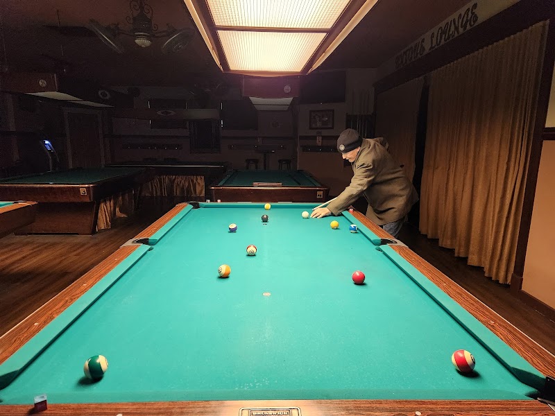Unique Lounge & Billiards photo 3