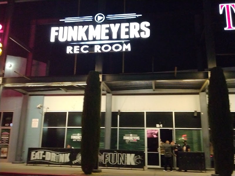 Funkmeyers Rec Room photo 4