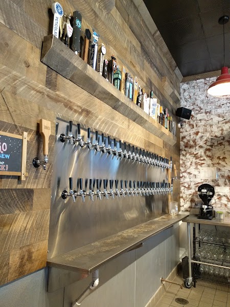 The Thirsty Growler photo 5