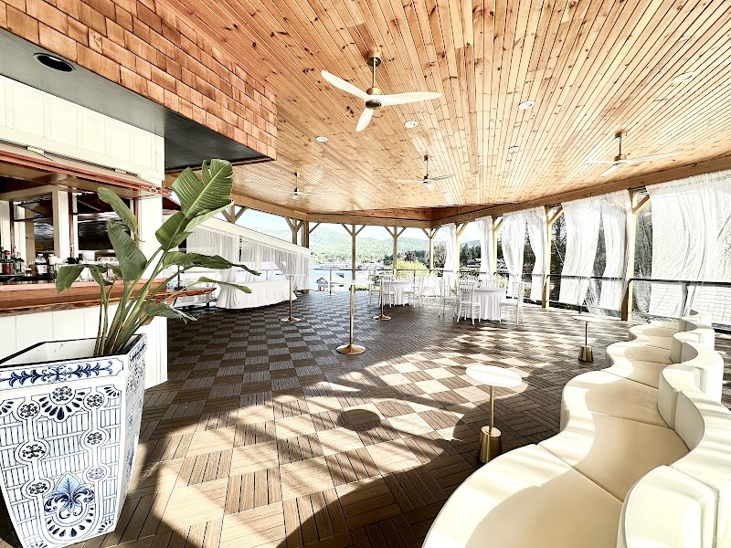 Lighthouse Grill