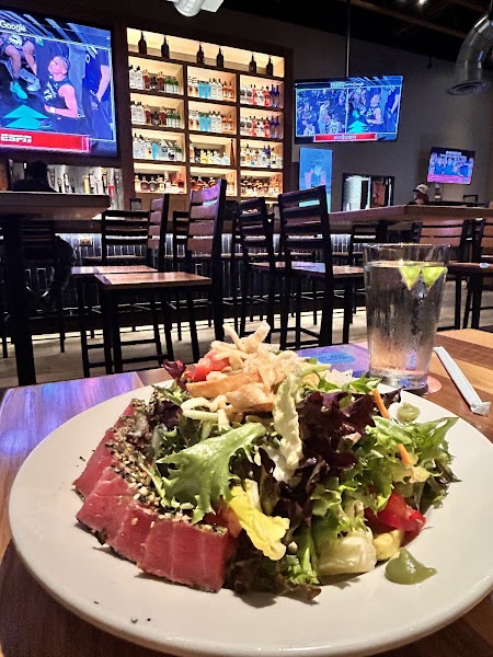 BJ's Restaurant & Brewhouse photo 2